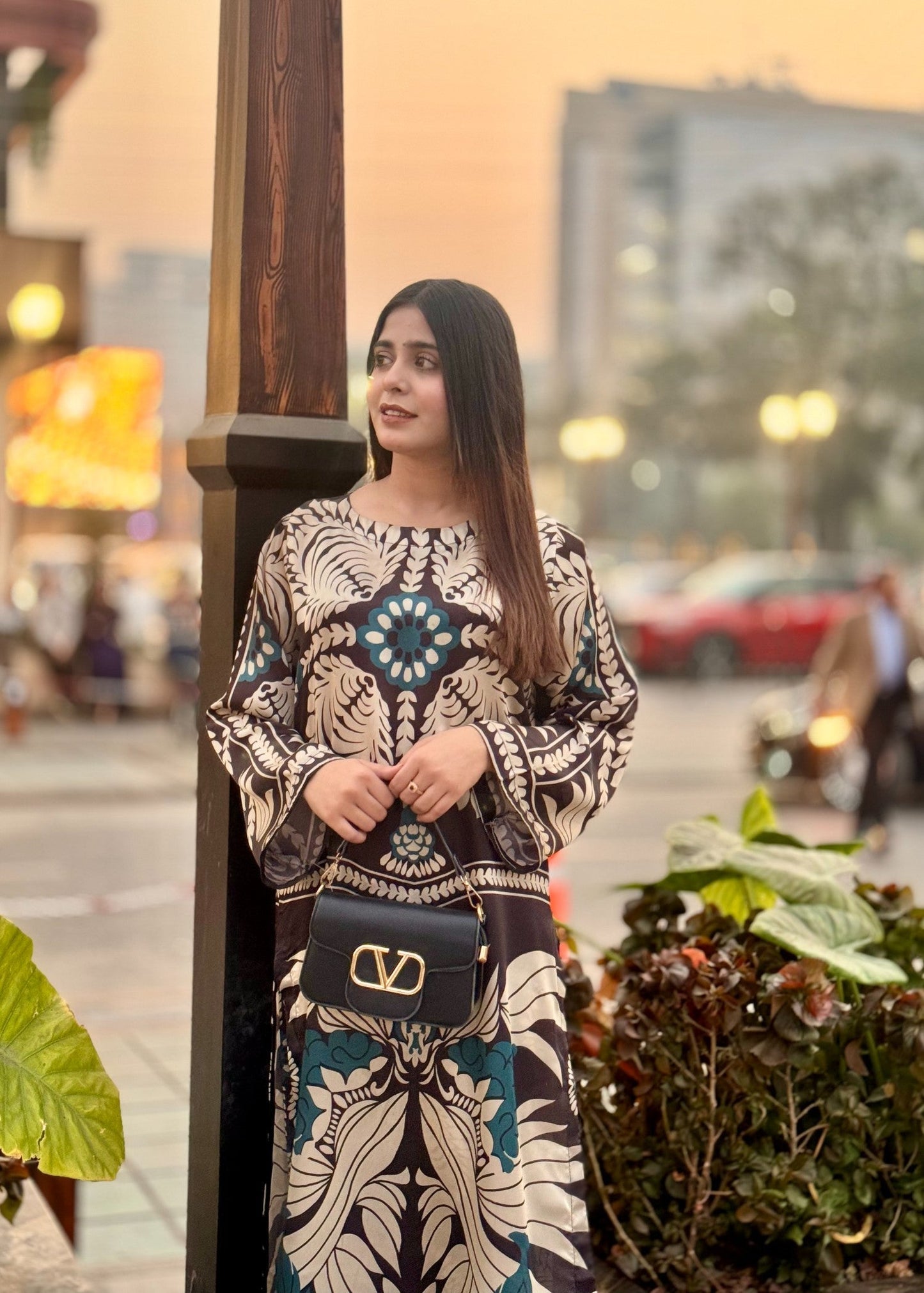 ROMANA 2 PC Elegant Ready to Wear Lawn 2 Piece PL
