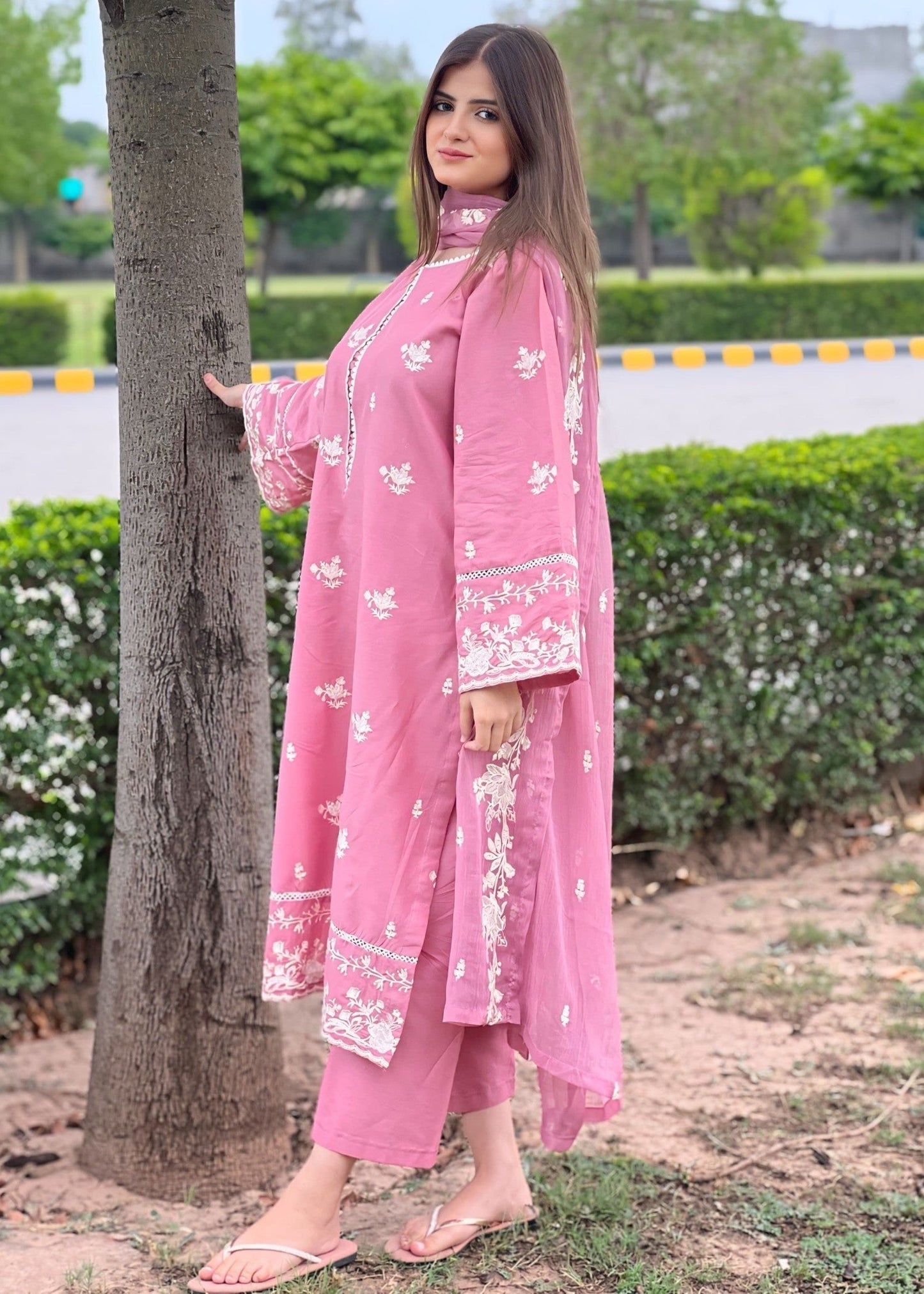NAZNEEN LAWN 3PC Premium Lawn Suit PL