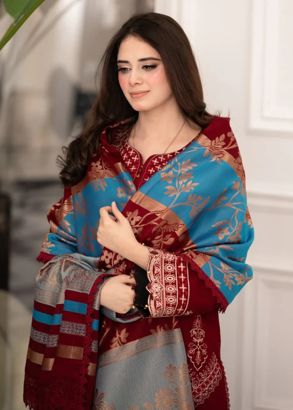 Women’s Maroon 3-Piece Embroidered Linen Kurta Set