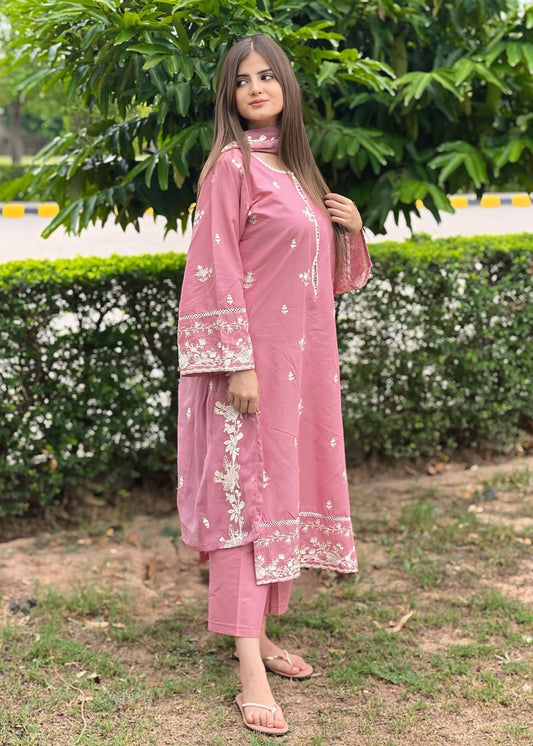 NAZNEEN LAWN 3PC Premium Lawn Suit PL